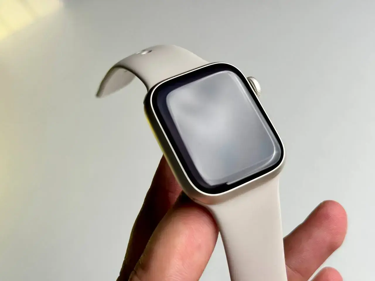 NEW NO BOX Apple Watch Series 9 GPS 41mm Starlight Aluminum Case with Starlight Sport Band - S/M (MR8T3)