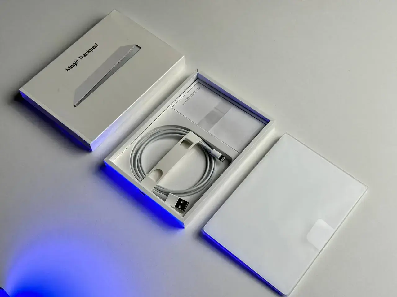 ВІТРИННИЙ Apple Magic Trackpad 2 (MJ2R2) - Стан: ідеальний | Акумулятор: 100% | Комплект: повний | Гарантія: 1 міс.