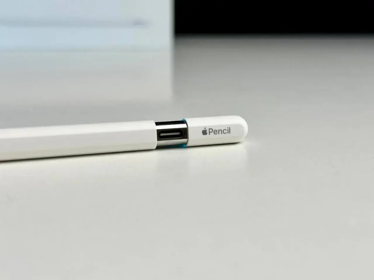 Уценка, открытая коробка Apple Pencil [USB-C] (MUWA3)