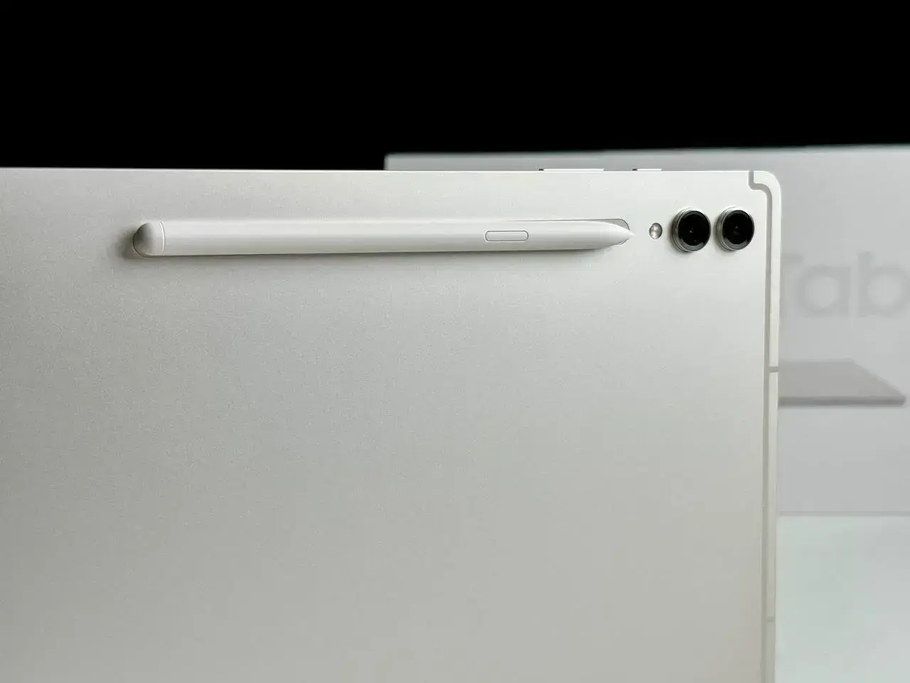 Б.У. Планшет Samsung Galaxy Tab S9 Ultra 12/512GB Wi-Fi - Beige (SM-X910NZEE)