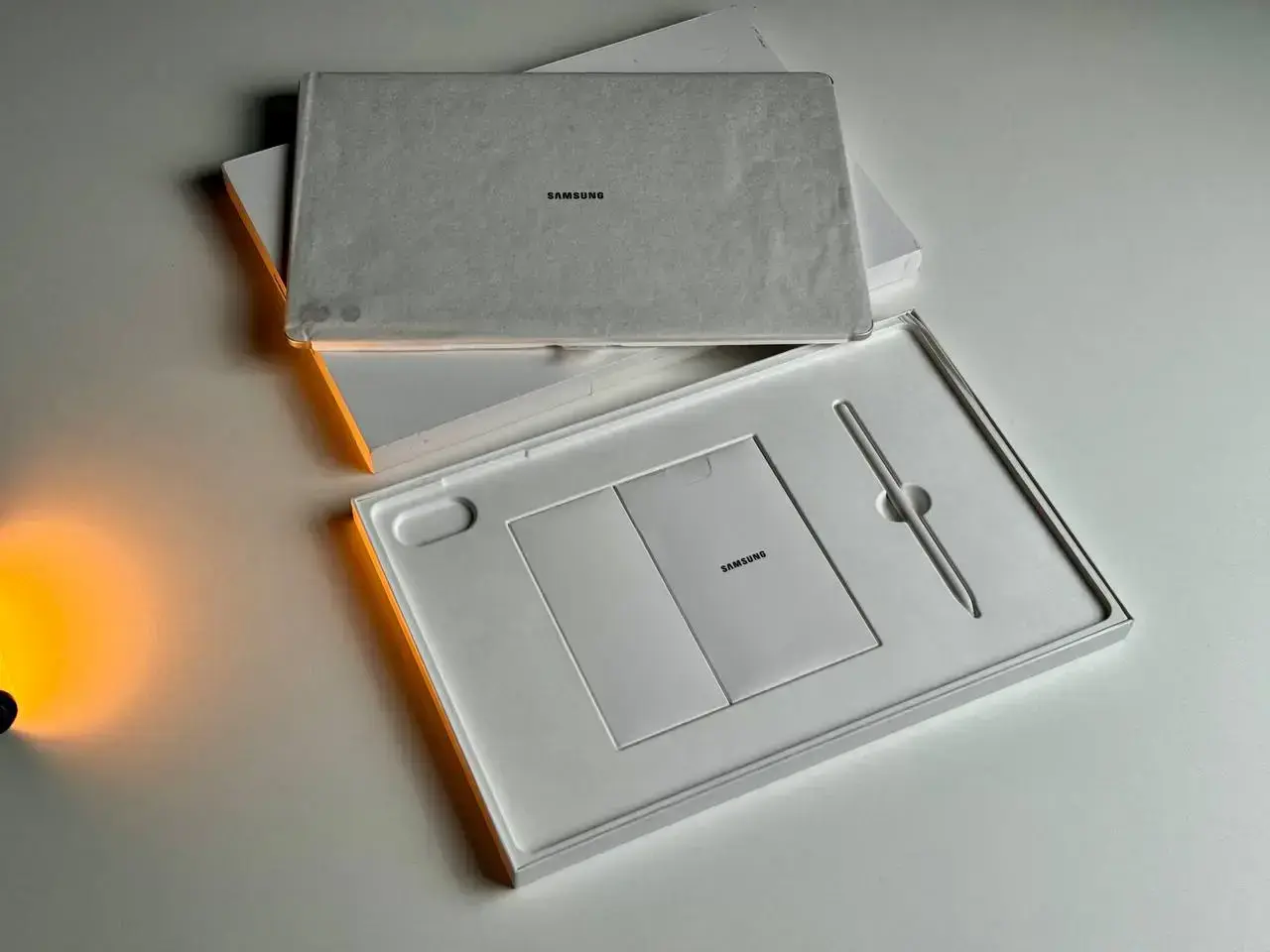 Б.У. Планшет Samsung Galaxy Tab S9 Ultra 12/512GB Wi-Fi - Beige (SM-X910NZEE)