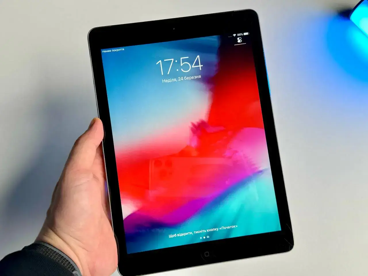 ВЖИВАНИЙ Apple iPad Air Wi-Fi + 4G 16GB Gray (MD791)