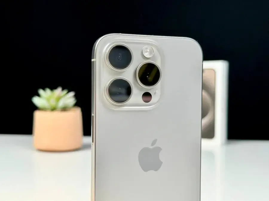 ВЖИВАНИЙ Apple iPhone 15 Pro 1TB Natural Titanium (MTVF3) 96%, Комплект - повний, гарантія - 3 міс