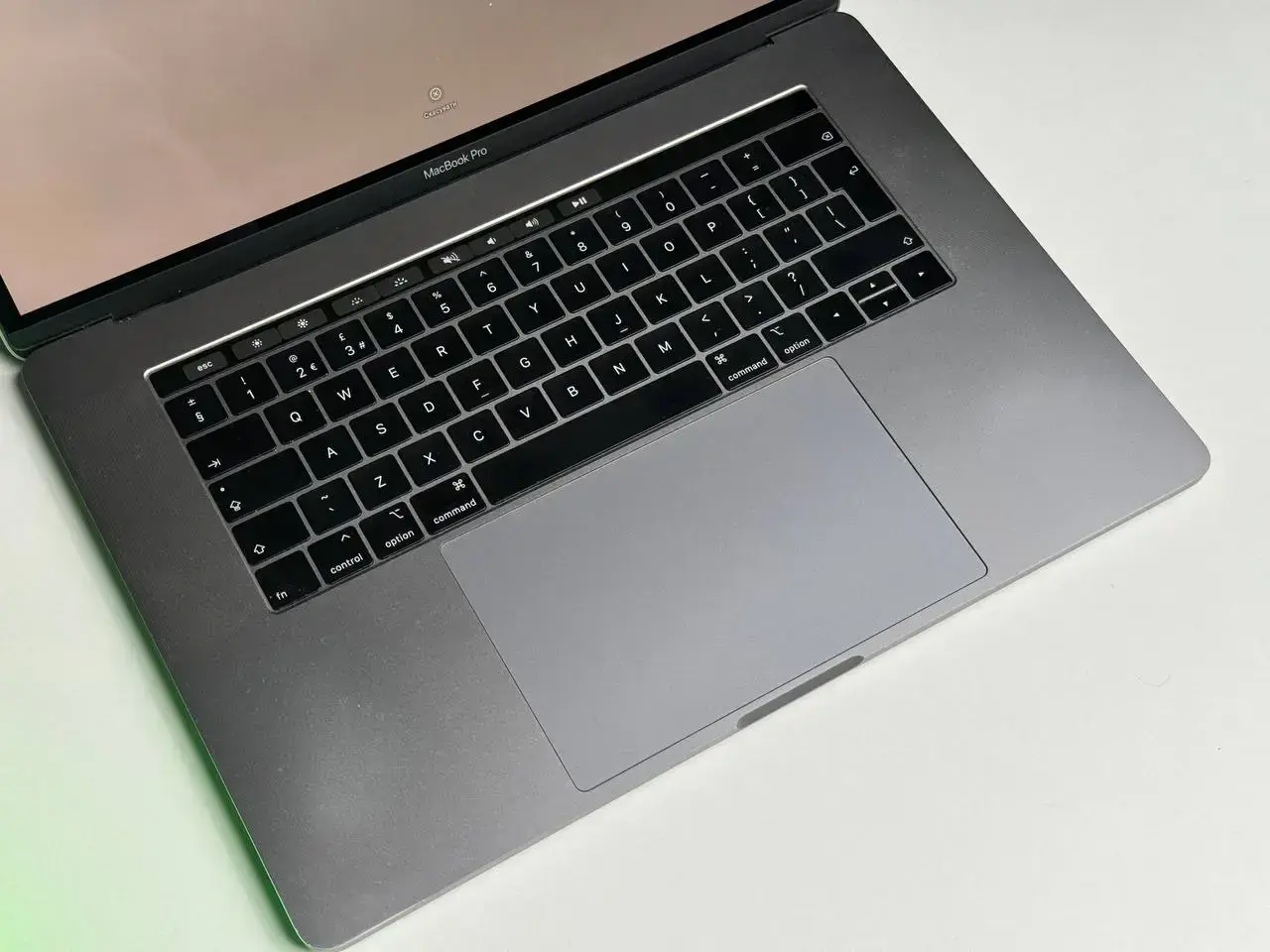 ВЖИВАНИЙ MacBook Pro 15" Space Gray (Z0V0001AU) 2018 i7/32GB/512 SSD - цикли 173