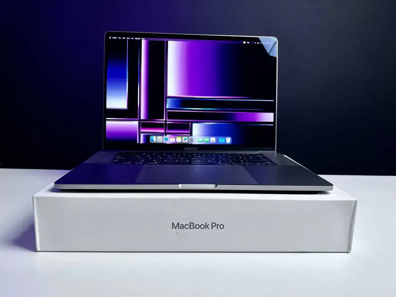 Б.У. MacBook Pro 16" Space Gray (MVVJ2) 2019, (i7/16GB/512GB) - Cycle 2