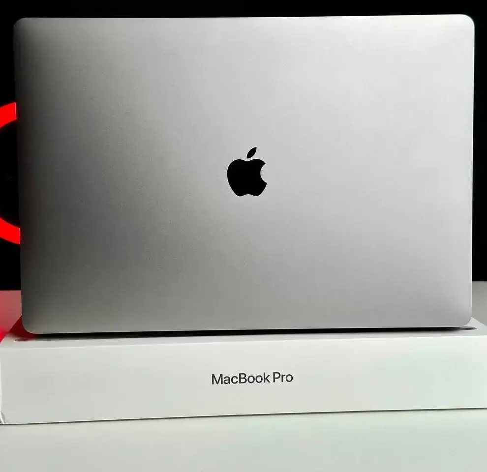 ВЖИВАНИЙ MacBook Pro 16" Space Gray (MVVJ2) 2019, (i7/16GB/512GB) - Cycle 2