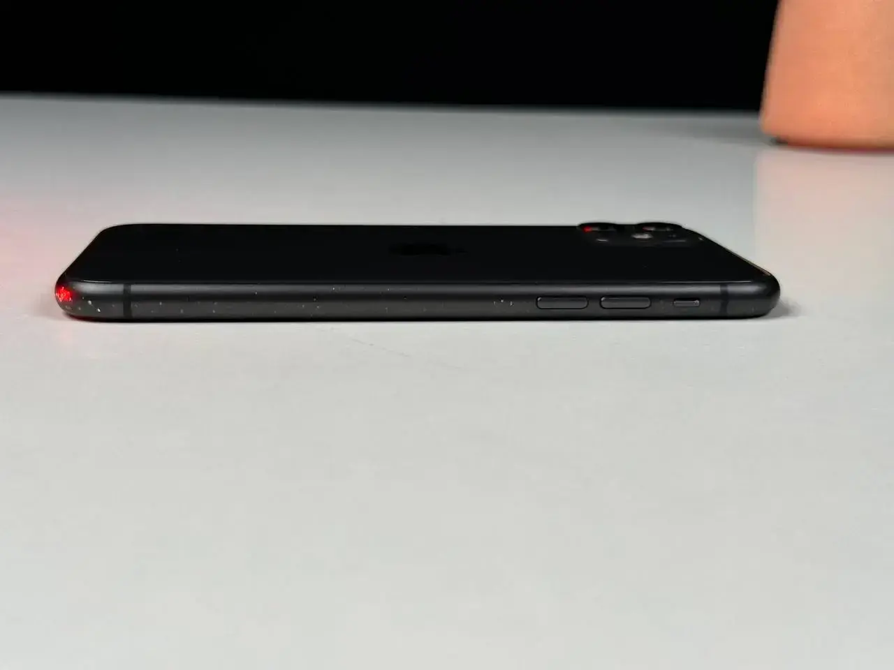 ВЖИВАНИЙ Apple iPhone 11 128GB Black (MHCX3, MHDH3) Slim Box - Стан: задовільний | Акумулятор: 100% | Комплект: без комплекту | Гарантія: 1 міс.