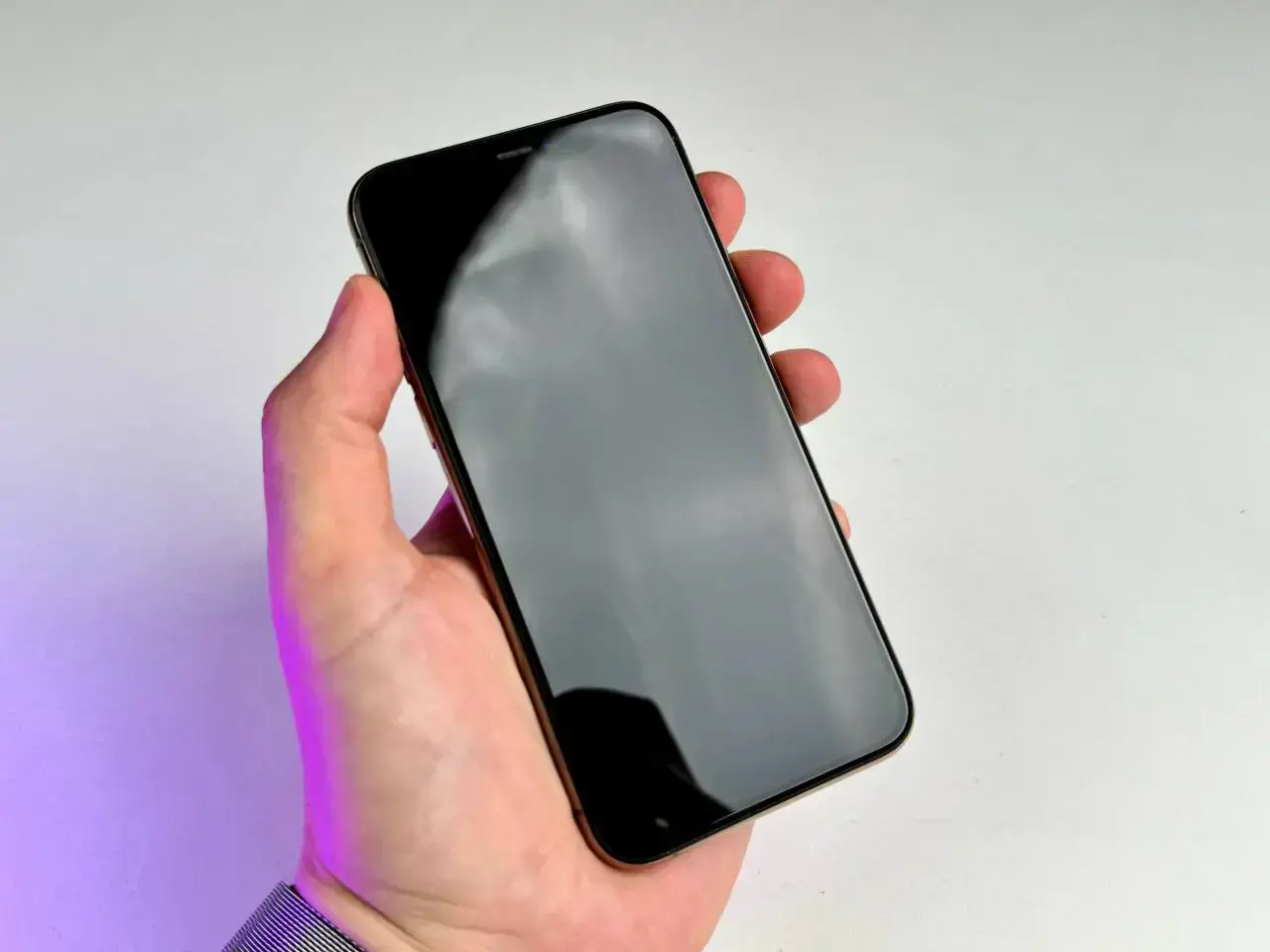 Б/У Apple iPhone 11 Pro 256GB Gold (MWCP2) - Состояние: удовлетворительный | Аккумулятор: 94% | Комплект: без комплекта | Гарантія: 1 мес.