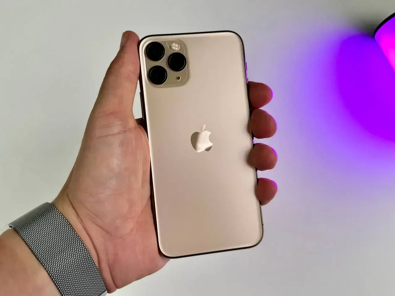 Б/У Apple iPhone 11 Pro 256GB Gold (MWCP2) - Состояние: удовлетворительный | Аккумулятор: 94% | Комплект: без комплекта | Гарантія: 1 мес.