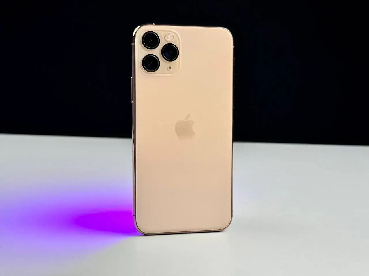 Б/У Apple iPhone 11 Pro 256GB Gold (MWCP2) - Состояние: удовлетворительный | Аккумулятор: 94% | Комплект: без комплекта | Гарантія: 1 мес.