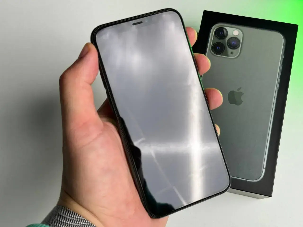 ВЖИВАНИЙ Apple iPhone 11 Pro 256GB Midnight Green (MWCQ2) - Стан: ідеальний | Комплект: коробка | Гарантія: 1 міс.