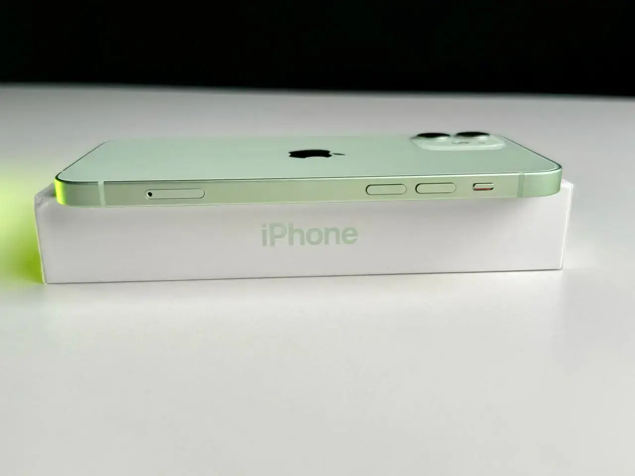 ВЖИВАНИЙ Apple iPhone 12 128GB Green (MGHG3, MGJF3) - Стан: ідеальний | Акумулятор: 90% | Комплект: коробка | Гарантія: 1 міс.