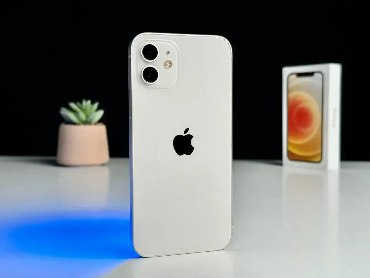 Б/У Apple iPhone 12 64GB White (MGH73, MGJ63) - Состояние: хороший | Аккумулятор: 100% | Комплект: коробка | Гарантія: 1 мес.