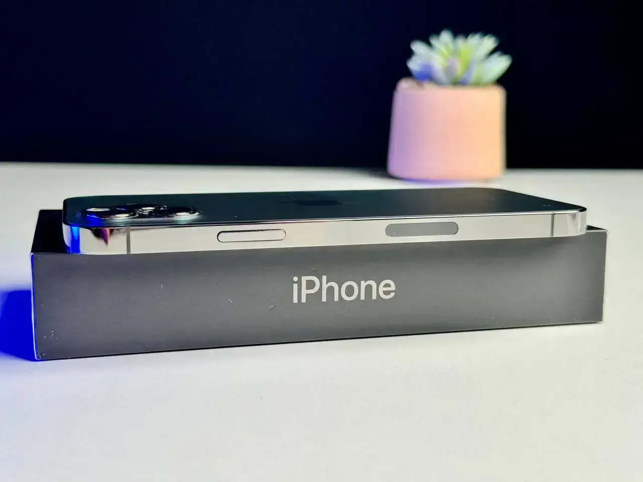 ВЖИВАНИЙ Apple iPhone 12 Pro 128GB Graphite (MGLN3, MGMK3) - Стан: гарний | Акумулятор: 100% | Комплект: повний | Гарантія: 1 міс.