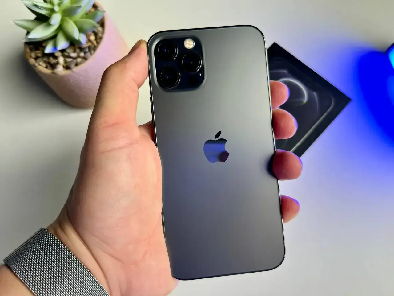 ВЖИВАНИЙ Apple iPhone 12 Pro 128GB Graphite (MGLN3, MGMK3) - Стан: гарний | Акумулятор: 100% | Комплект: повний | Гарантія: 1 міс.