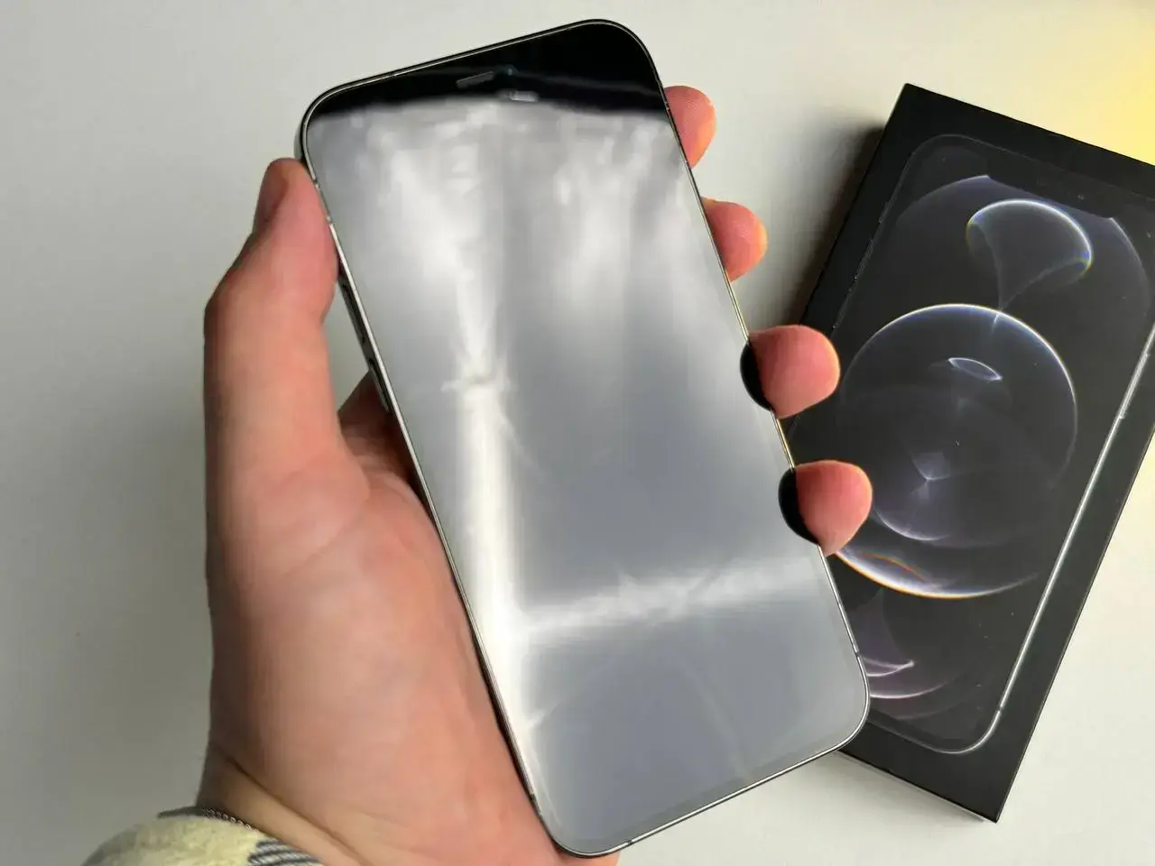ВЖИВАНИЙ Apple iPhone 12 Pro 512GB Graphite (MGLX3, MGMU3) - Стан: гарний | Акумулятор: 80% | Комплект: коробка, кабель | Гарантія: 1 міс.
