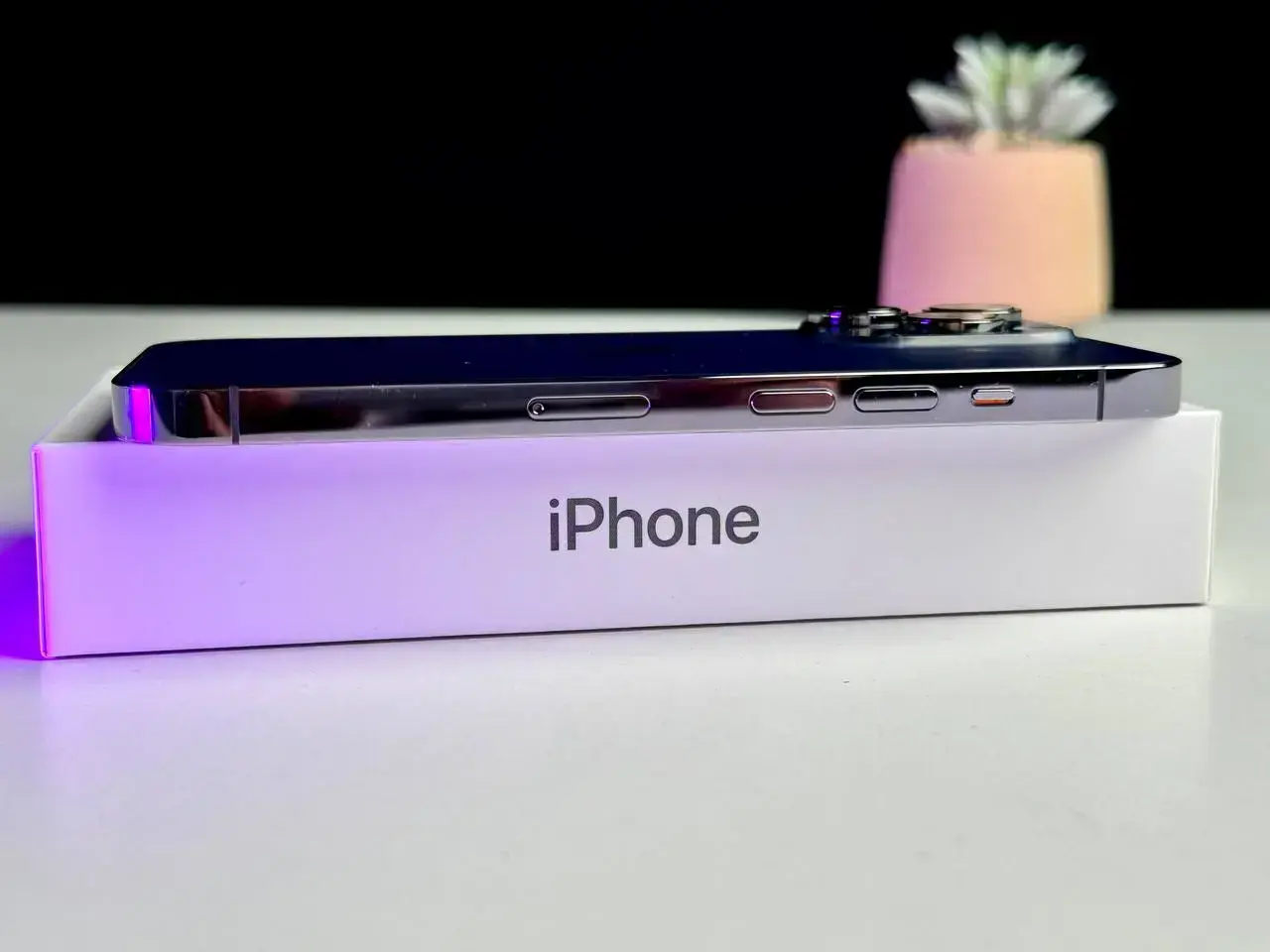 ВЖИВАНИЙ Apple iPhone 14 Pro 128GB Deep Purple (MQ0G3) - Стан: гарний | Акумулятор: 93% | Комплект: коробка | Гарантія: 1 міс.