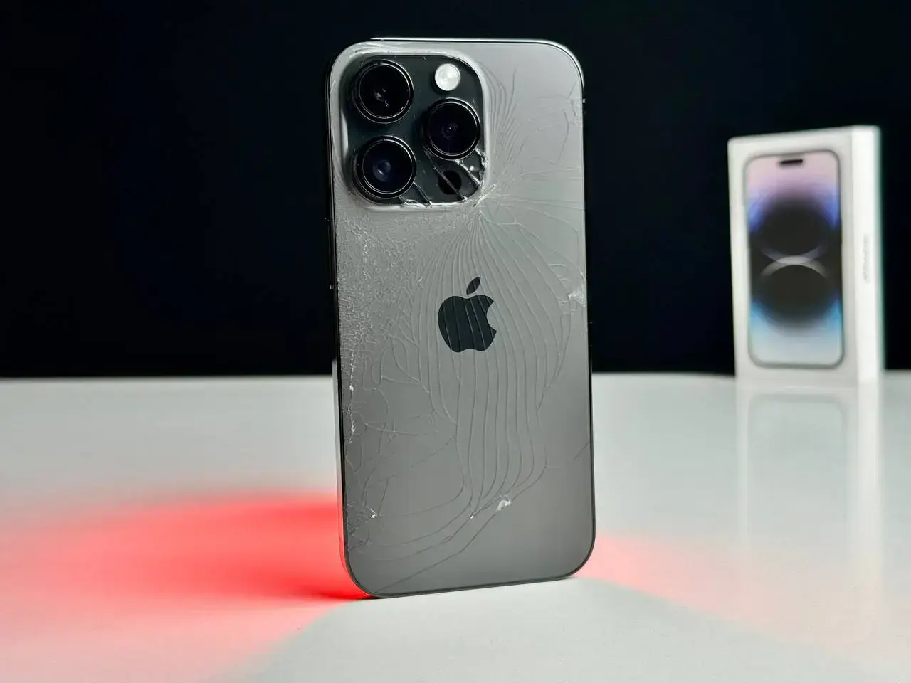 Б/У Apple iPhone 14 Pro 128GB Space Black (MPXV3) - Состояние: удовлетворительный | Аккумулятор: 90% | Комплект: полный | Гарантія: 1 мес.