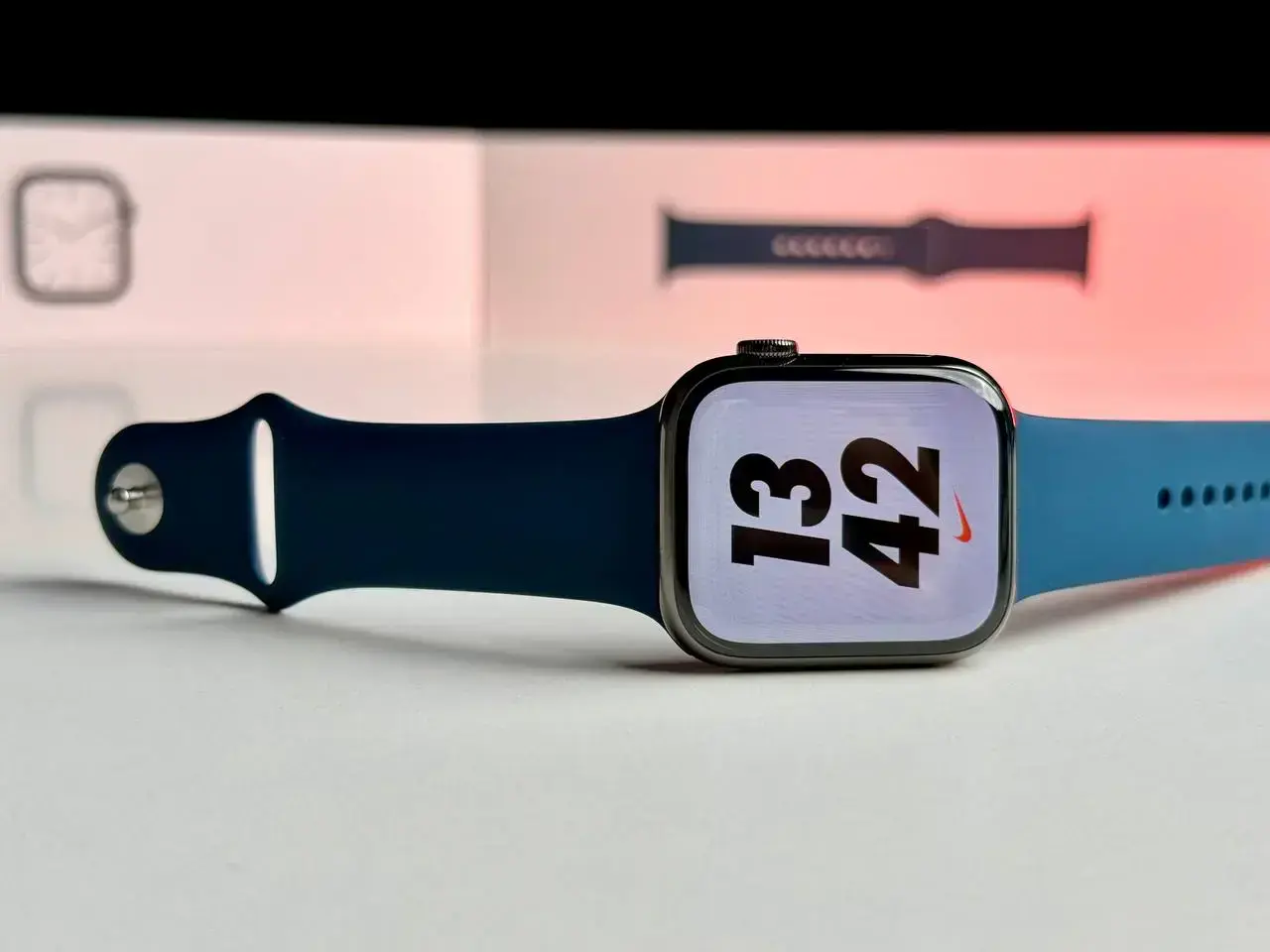ВЖИВАНИЙ Apple Watch Series 7 GPS + Cellular 45mm Graphite Stainless Steel Case with Abyss Blue Sport Band (MKJH3, MKL23) - Стан: ідеальний | Комплект: повний | Гарантія: 1 міс.