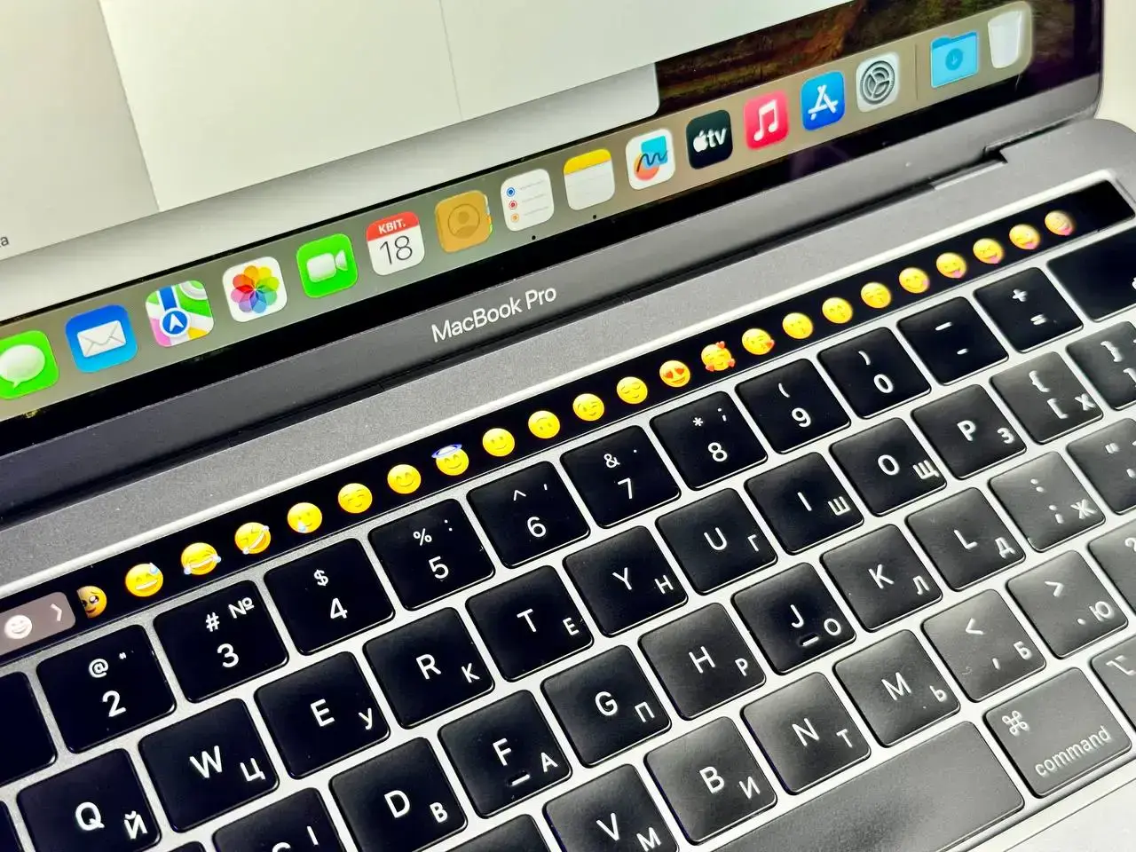 Б/У MacBook Pro 13" Space Gray (Z0W4000RH) 2019 - Состояние: хороший | Аккумулятор: 89% | Комплект: полный | Гарантія: 1 мес.