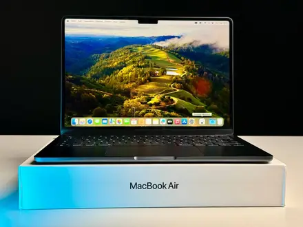 Б/У MacBook Air 13.6" Midnight 2022 (Z160000AU) - International English - Состояние: хороший | Комплект: полный | Гарантія: 1 мес.