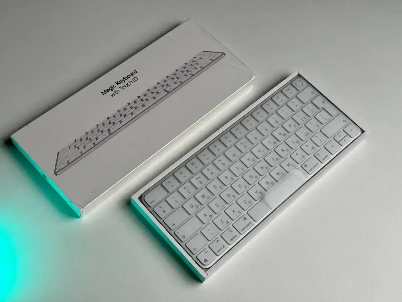 УЦЕНКА, Apple Magic Keyboard с Touch ID для Mac models with Apple silicon (MK293)