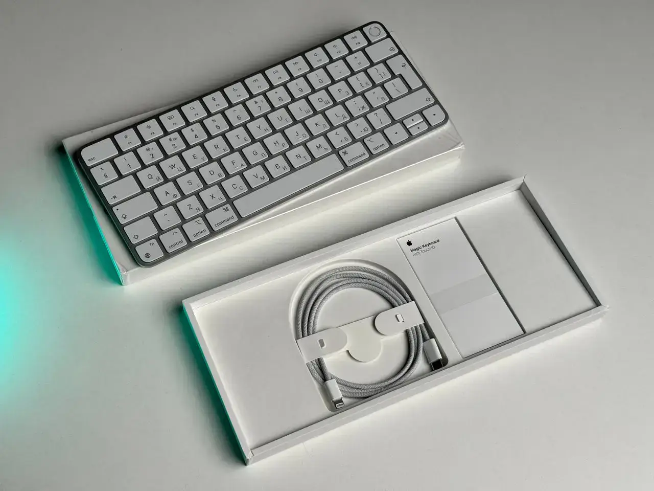 УЦЕНКА, Apple Magic Keyboard с Touch ID для Mac models with Apple silicon (MK293)