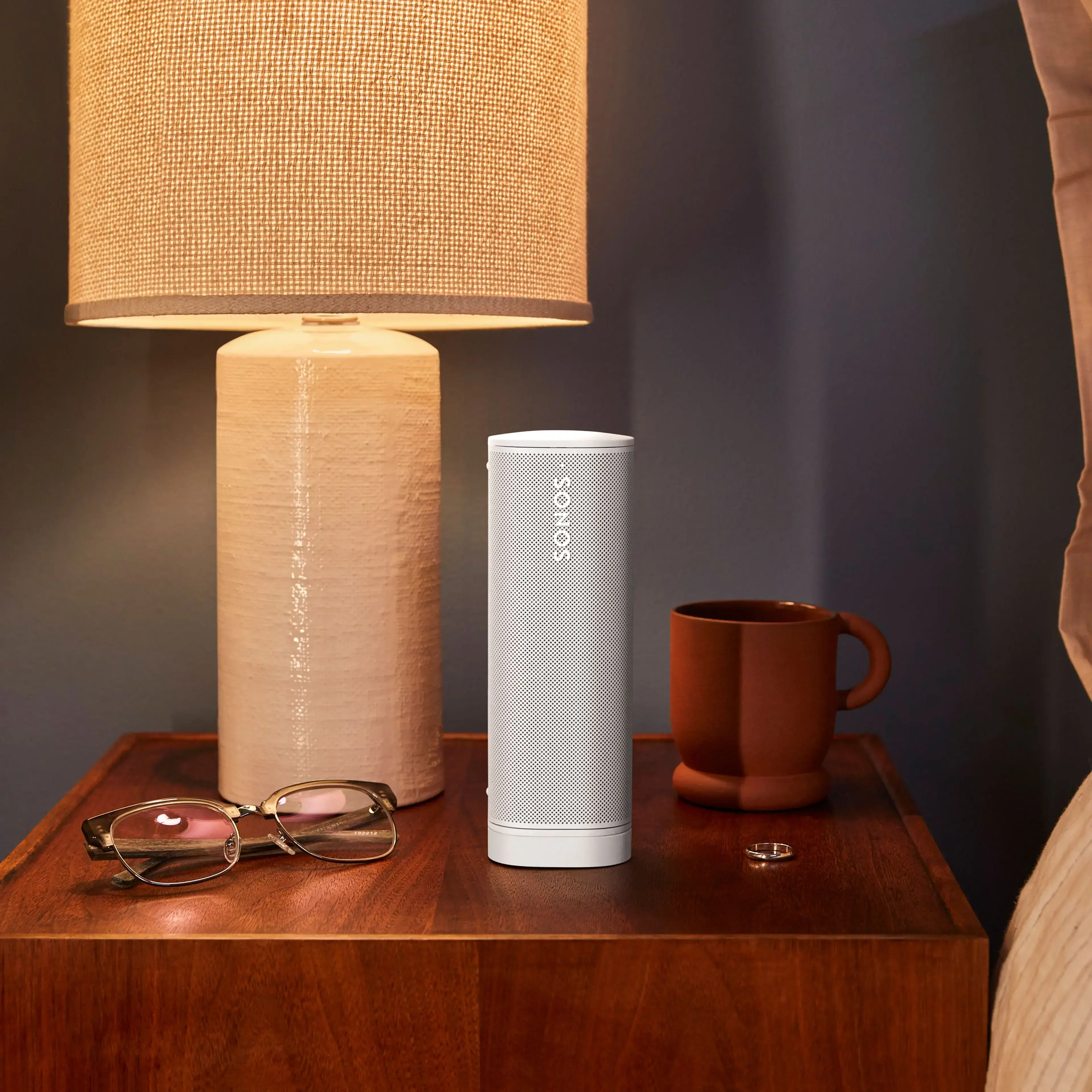 Портативна колонка Sonos Roam 2 - White (ROAM2US1WHT)