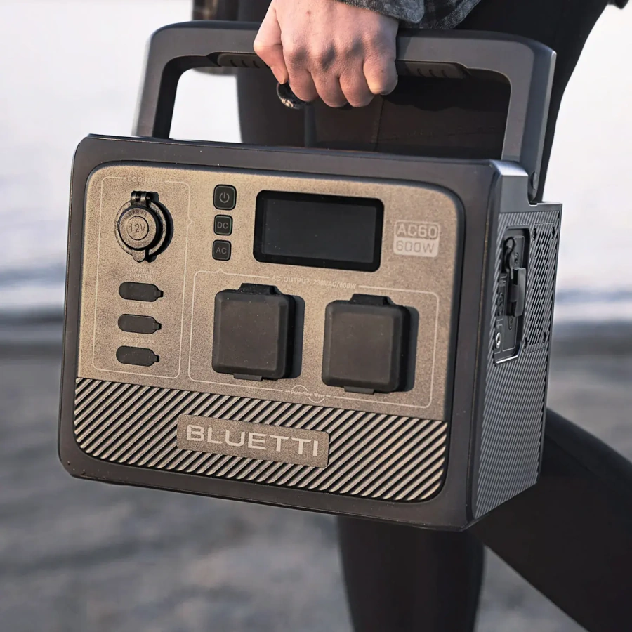 Портативна зарядна станція BLUETTI AC60 Portable Power Station | 600W 403Wh