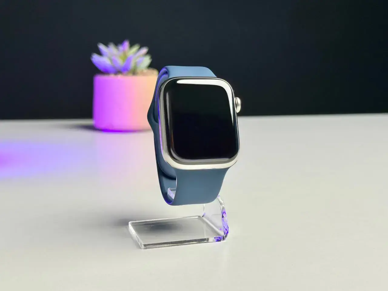 УЦЕНКА Apple Watch Series 9 GPS + Cellular 45mm Silver Stainless Steel Case with Storm Blue Sport Band - M/L (MRMP3) - Состояние: новый | Аккумулятор: 100% | Комплект: кабель | Гарантія: 1 мес.