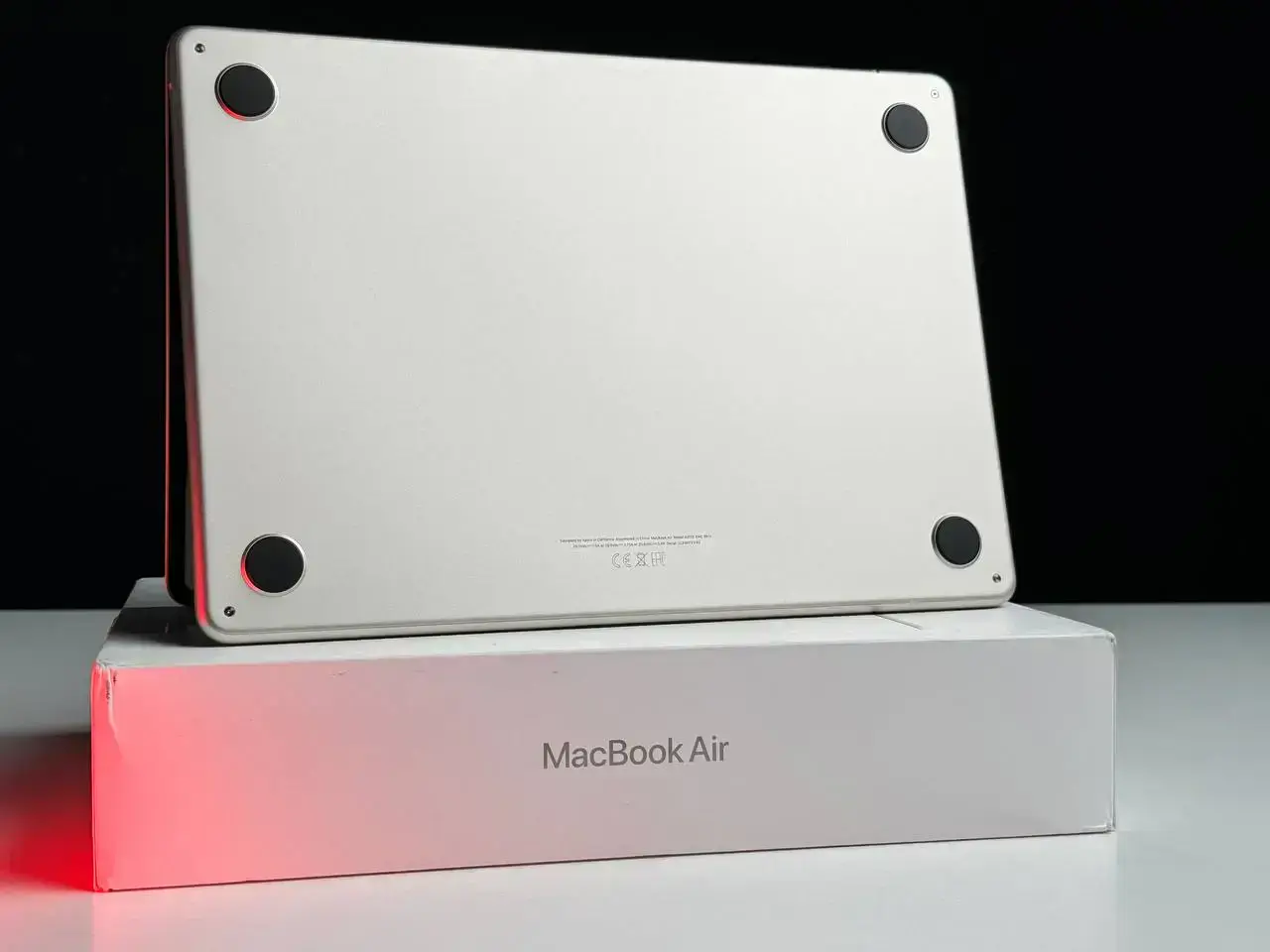 УЦЕНКА MacBook Air 13" M3/8CPU/10GPU/8GB/512GB Starlight 2024 (MRXU3) - Состояние: идеальное | Комплект: полный | Гарантия: 3 мес.