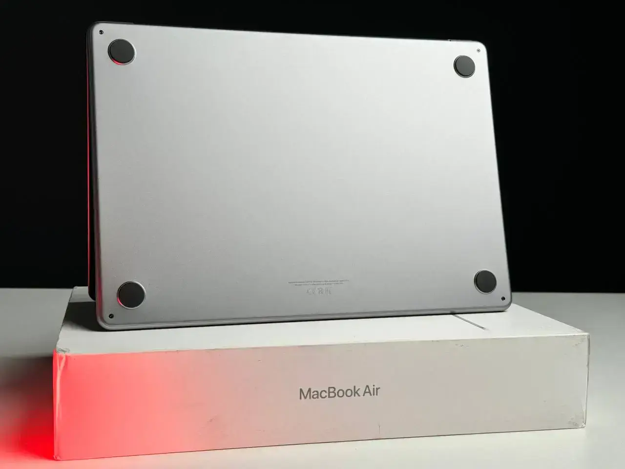УЦІНКА MacBook Air 15" M3/8CPU/10GPU/8GB/256GB Space Gray 2024 (MRYM3) - Стан: ідеальний | Комплект: повний | Гарантія: 3 міс.