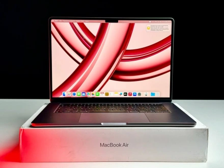 УЦЕНКА MacBook Air 15" M3/8CPU/10GPU/8GB/256GB Space Gray 2024 (MRYM3) - Состояние: идеальное | Комплект: полный | Гарантия: 3 мес.