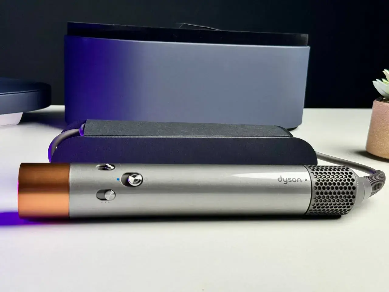 УЦЕНКА Стайлер для разных типов волос Dyson Airwrap Multi-styler Complete Nickel/Copper (400689-01) новый (по обмену по гарантии Dyson)