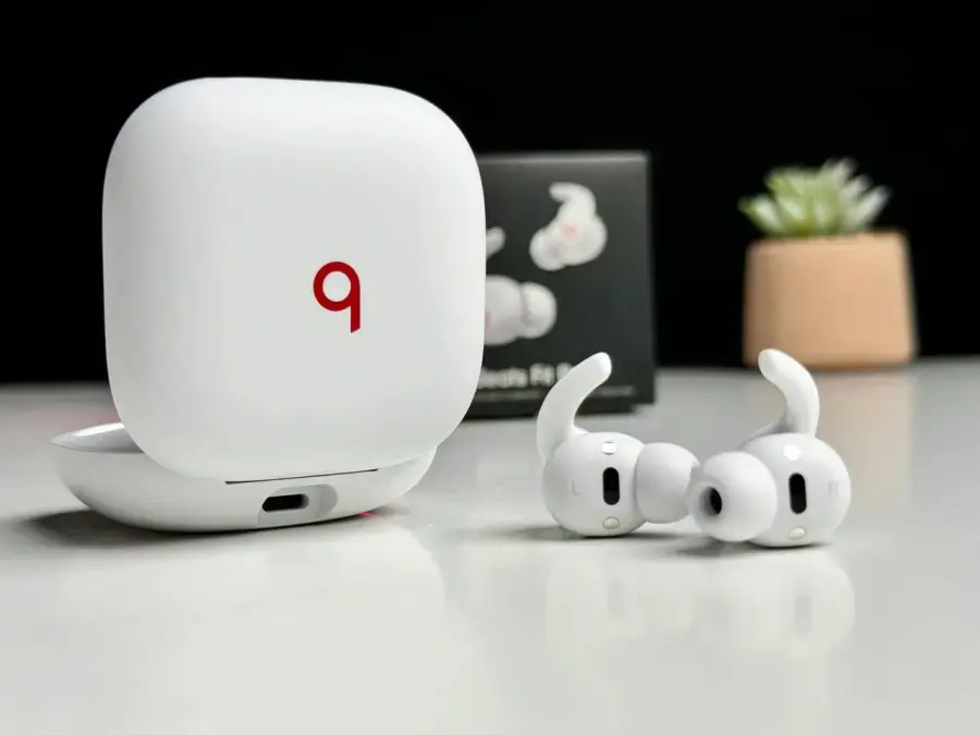 Уценка, открытая коробка Beats Fit Pro True Wireless Earbuds - Beats White (MK2G3)