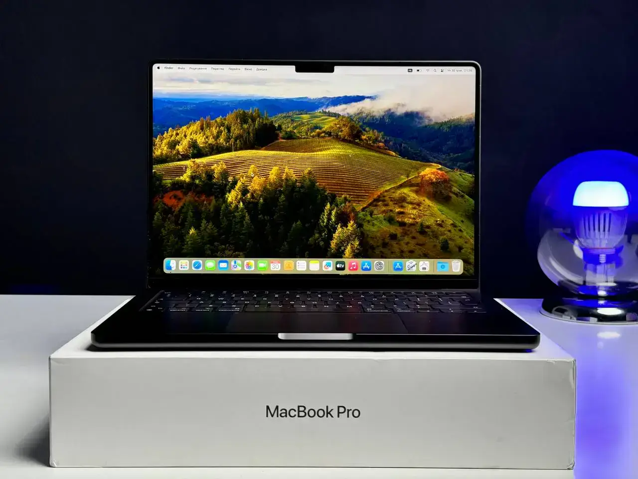 УЦЕНКА, открытая коробка MacBook Pro 14" M3 Pro/18GB/512GB Space Black 2023 (MRX33) - Состояние: идеальное | Комплект: полный | Гарантия: 3 мес.