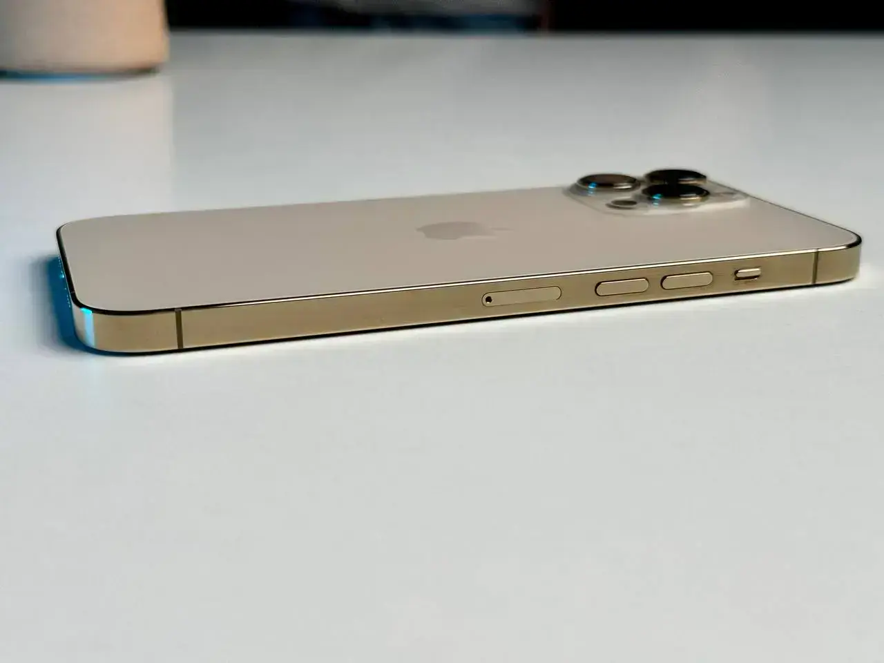 ВЖИВАНИЙ Apple iPhone 13 Pro Max 1TB Gold (MLL43, MLLM3)