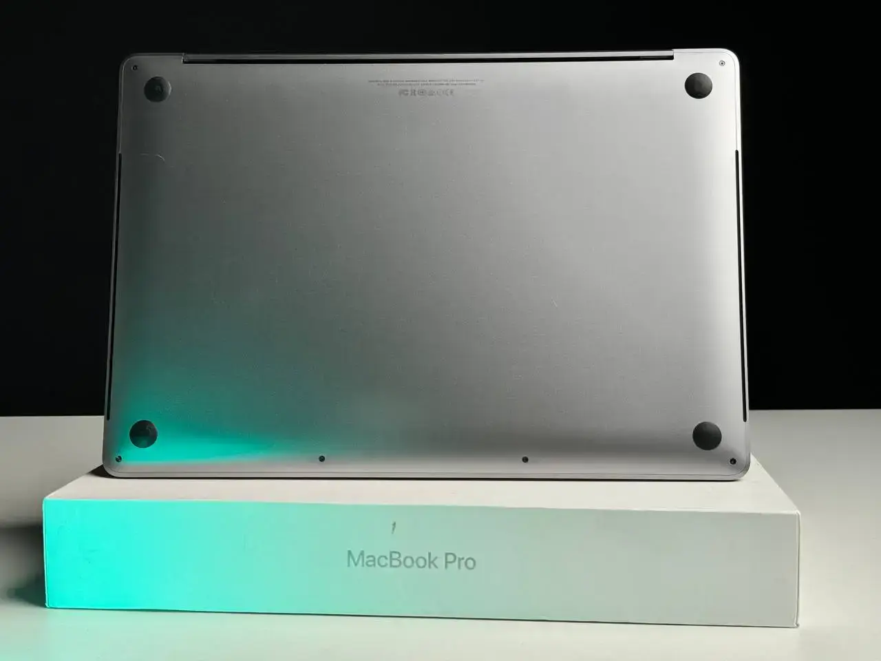 ВЖИВАНИЙ MacBook Pro 15" Space Gray (MPTT2) 2017 i7/16GB/512SSD🔋97% (Стан - гарний. Комплект - повний | гарантія - 1 міс.)