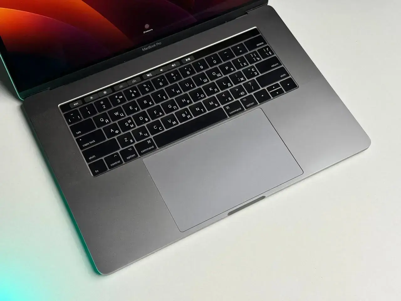 ВЖИВАНИЙ MacBook Pro 15" Space Gray (MPTT2) 2017 i7/16GB/512SSD🔋97% (Стан - гарний. Комплект - повний | гарантія - 1 міс.)
