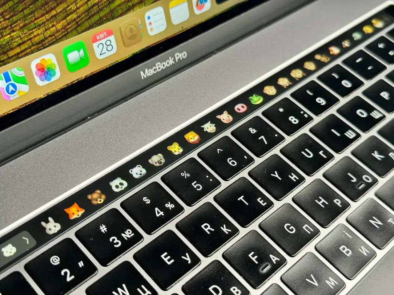 Б.У. MacBook Pro 15" Space Gray (Z0V10004D) 2018 i7/16GB/1TB - циклы 692