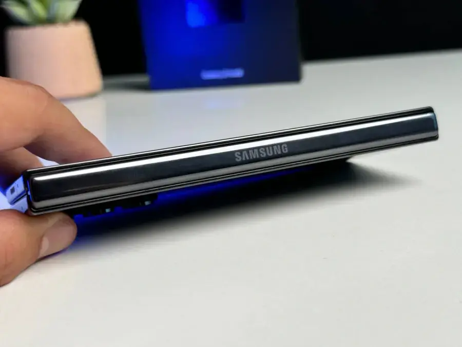 Б/У Смартфон Samsung Galaxy Fold 5 12/256GB - Phantom Black (SM-F946BZKB) - Состояние: идеальный | Аккумулятор: 100% | Комплект: полный | Гарантія: 1 мес.