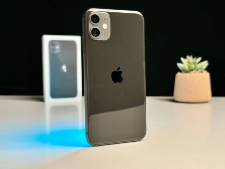 ВЖИВАНИЙ Apple iPhone 11 128GB Black (MHCX3, MHDH3) Slim Box - Стан: гарний | Акумулятор: 100% | Комплект: повний | Гарантія: 1 міс.