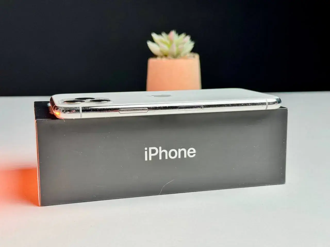 Б/У Apple iPhone 11 Pro 64GB Silver (MWC32) - Состояние: хороший | Аккумулятор: 100% | Комплект: Полный | Гарантія: 1 мес.