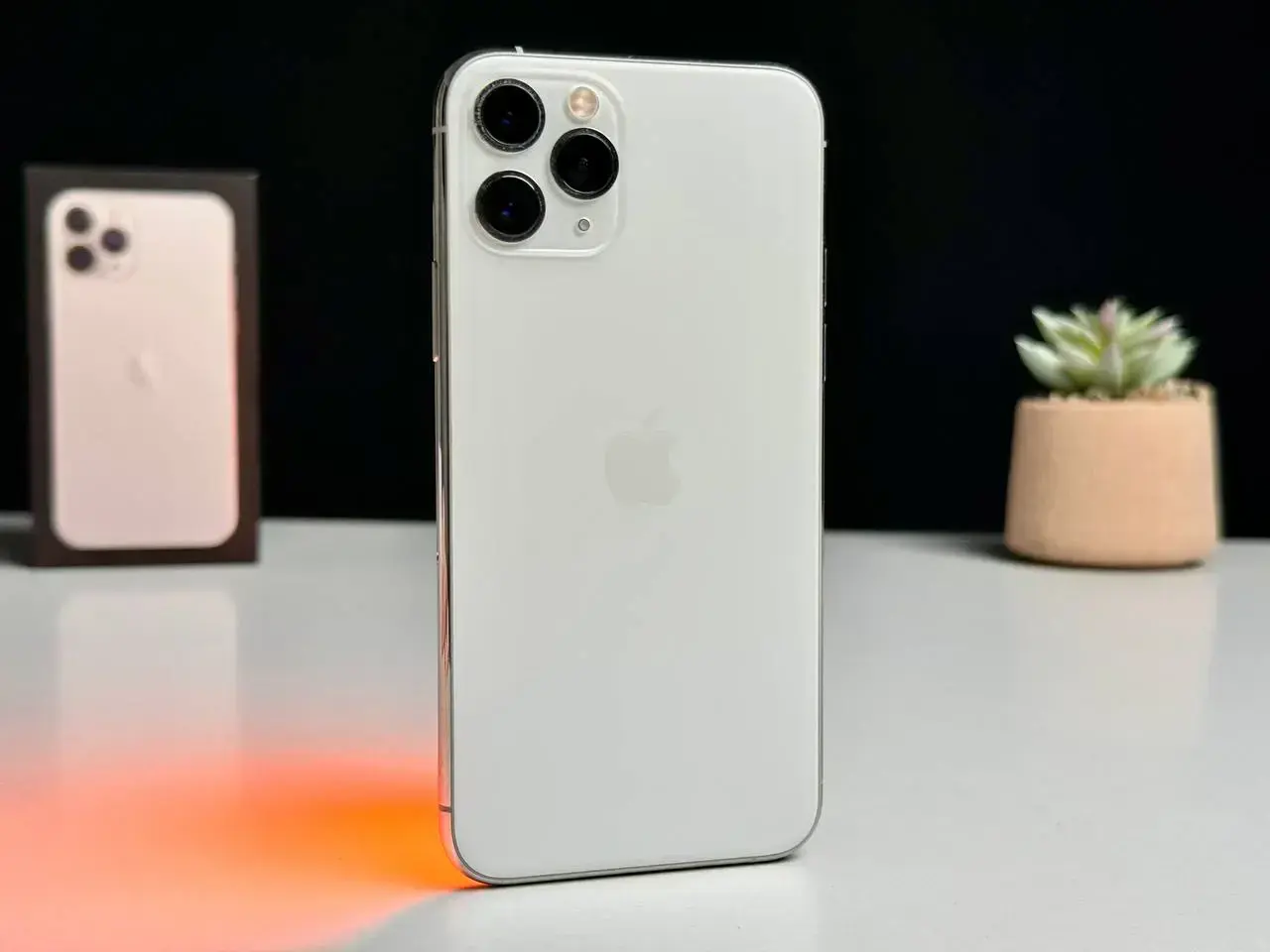 Б/У Apple iPhone 11 Pro 64GB Silver (MWC32) - Состояние: хороший | Аккумулятор: 100% | Комплект: Полный | Гарантія: 1 мес.