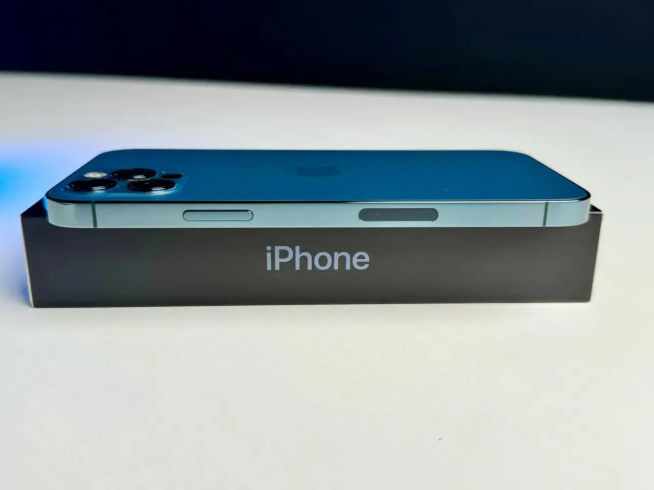 Б/У Apple iPhone 12 Pro 256GB Pacific Blue (MGLW3, MGMT3) - Аккумулятор: 100% | Комплект: полный | Гарантія: 1 мес.