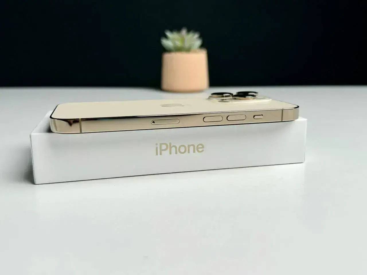 ВЖИВАНИЙ Apple iPhone 14 Pro 128GB Gold (MQ083) - Стан: ідеальний | Акумулятор: 89% | Комплект: повний | Гарантія: 1 міс.