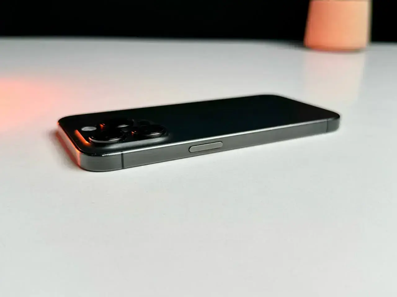 ВЖИВАНИЙ Apple iPhone 15 Pro 512GB Black Titanium (MTV73) - Стан: задовільний | Акумулятор: 95% | Комплект: коробка | Гарантія: 1 міс.