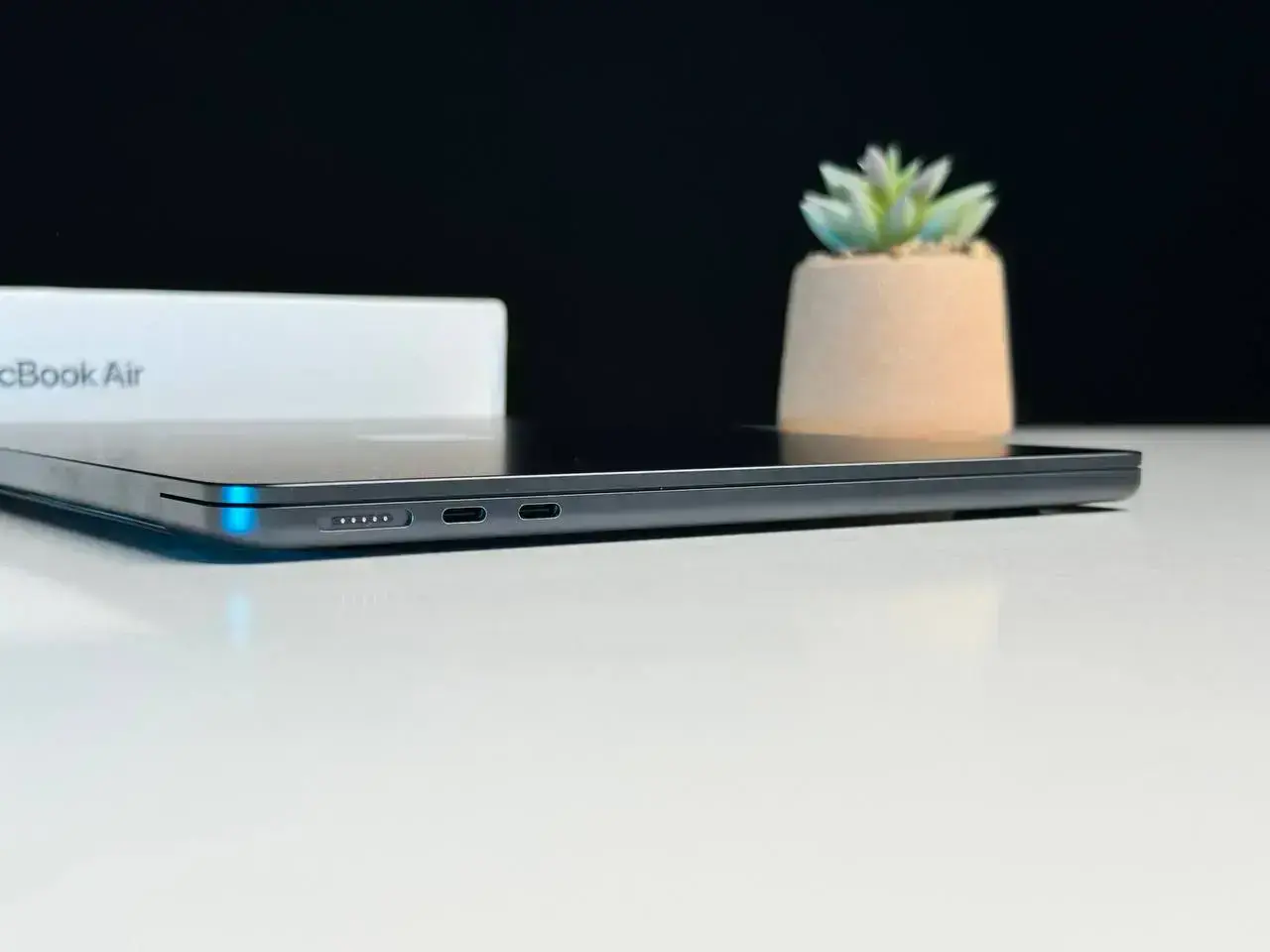 Б/У MacBook Air 13.6" Midnight 2022 (Z160000AU) - International English - Состояние: хороший | Комплект: полный | Гарантія: 1 мес.