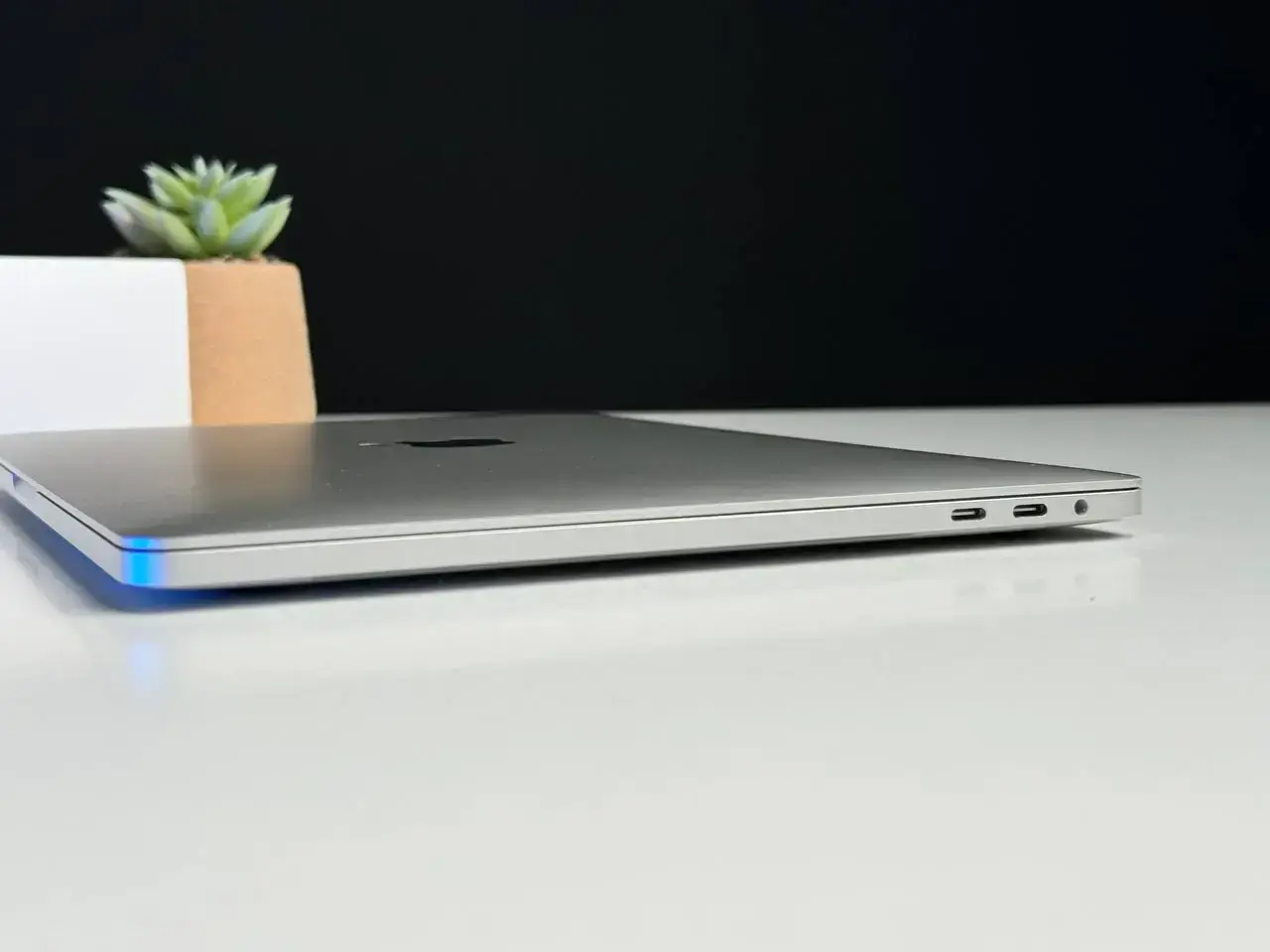 Б/У MacBook Pro 13" Silver (MV992) 2019 - Состояние: хороший | Комплект: полный | Гарантія: 1 мес.