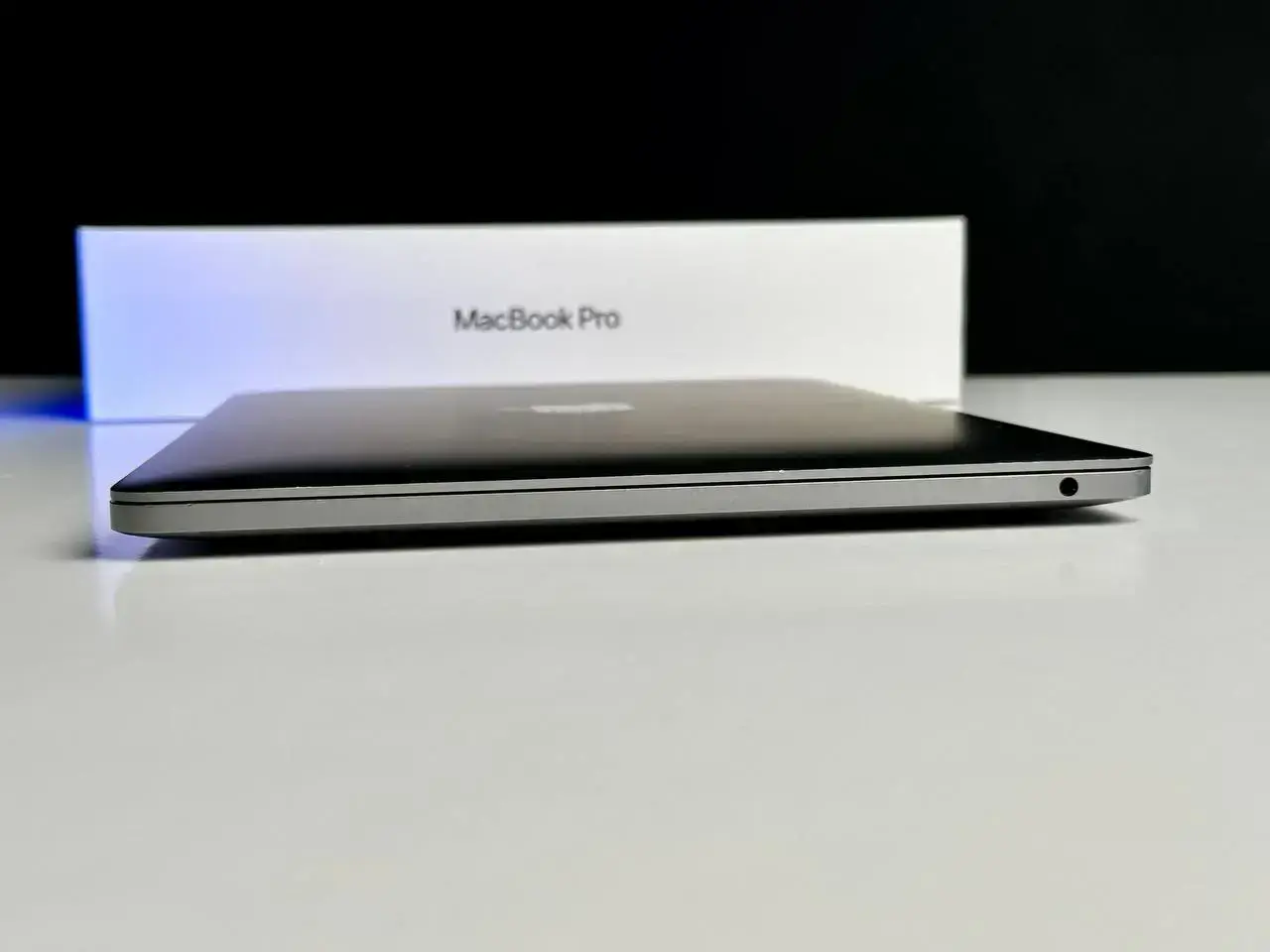 ВЖИВАНИЙ MacBook Pro 13" Space Gray 2022 (MNEH3) - Стан: гарний | Акумулятор: 100% | Комплект: повний | Гарантія: 1 міс.
